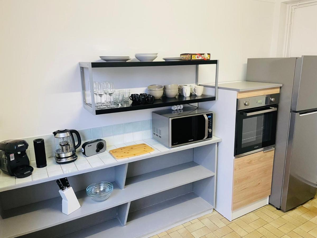 Charmant Appartement De Coeur De Ville - 2 Chambres Lits Queen Size - Netflix - Wifi Cherbourg-en-Cotentin Esterno foto